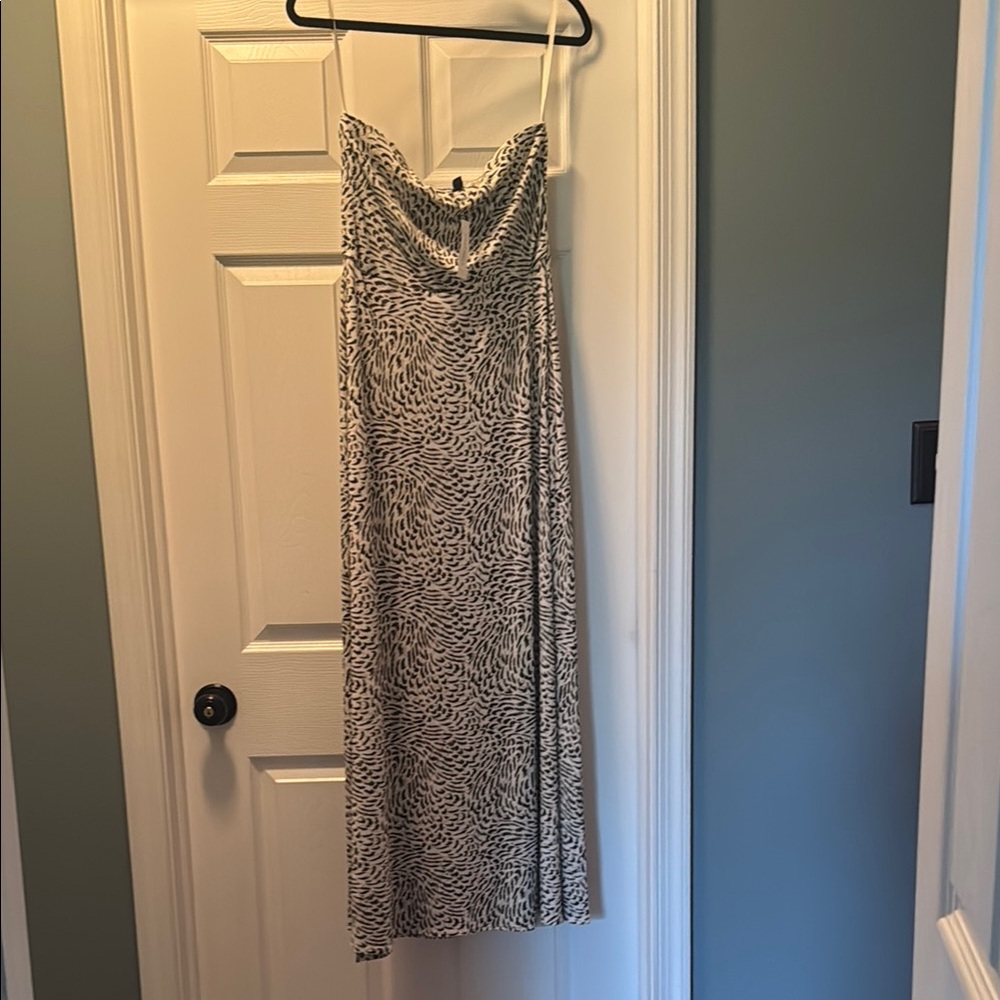 Banana Republic Asymmetrical Ruched maxi dress